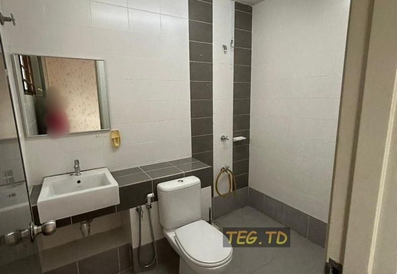 Saron @Bandar Bukit Raja