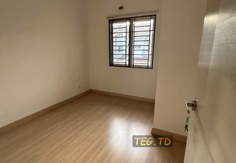 Saron @Bandar Bukit Raja