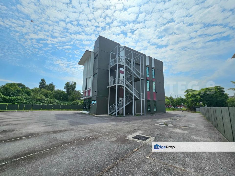Anggerik Vanilla Kota Kemuning Behind McDonald Starbucks Commercial Bungalow Shoplot For Rent with 32 private parking Bay, Selangor, Klang