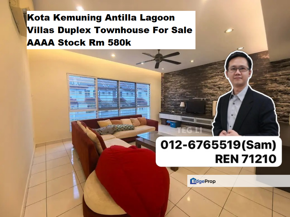 Kota Kemuning Antilla Lagoon Villas Duplex Townhouse For Sale AAAA Stock, Selangor, Shah Alam
