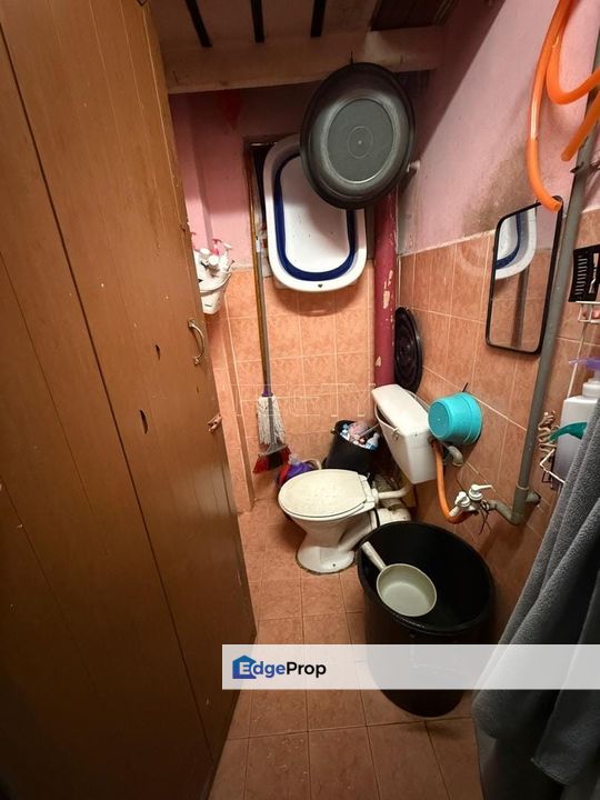 Pandamaran Port Klang Taman Chi Liung Flat For Sale 1st Floor Unit, Selangor, Klang