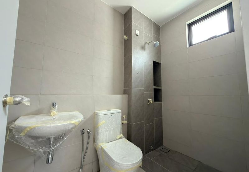 Valeria Garden Homes (Danau Flora)