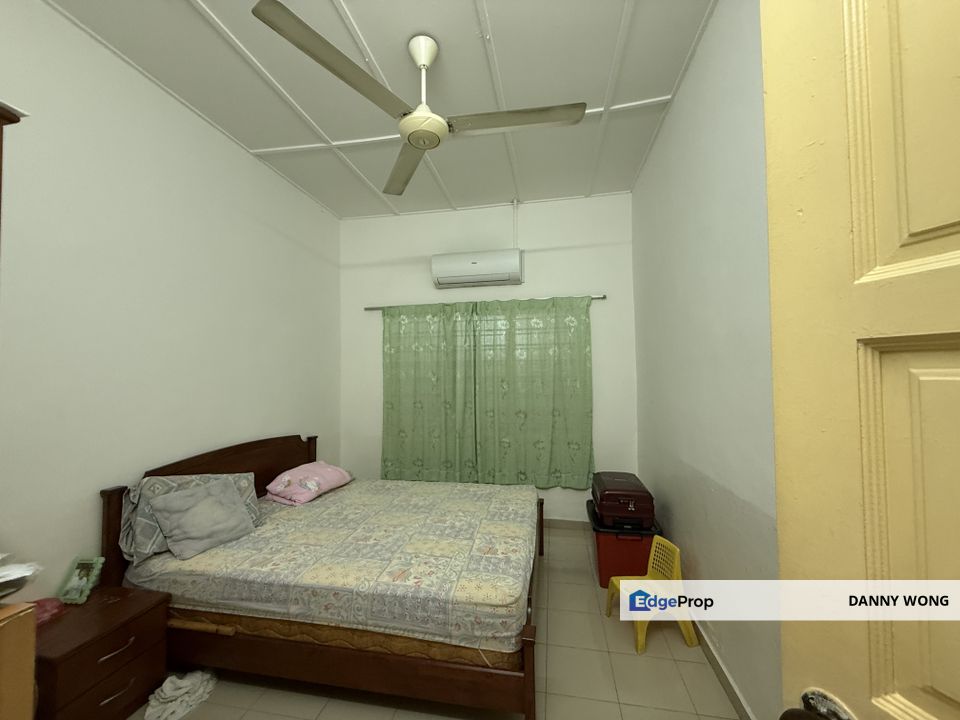 Taman Kancing Batu 16 Rawang , Selangor, Rawang