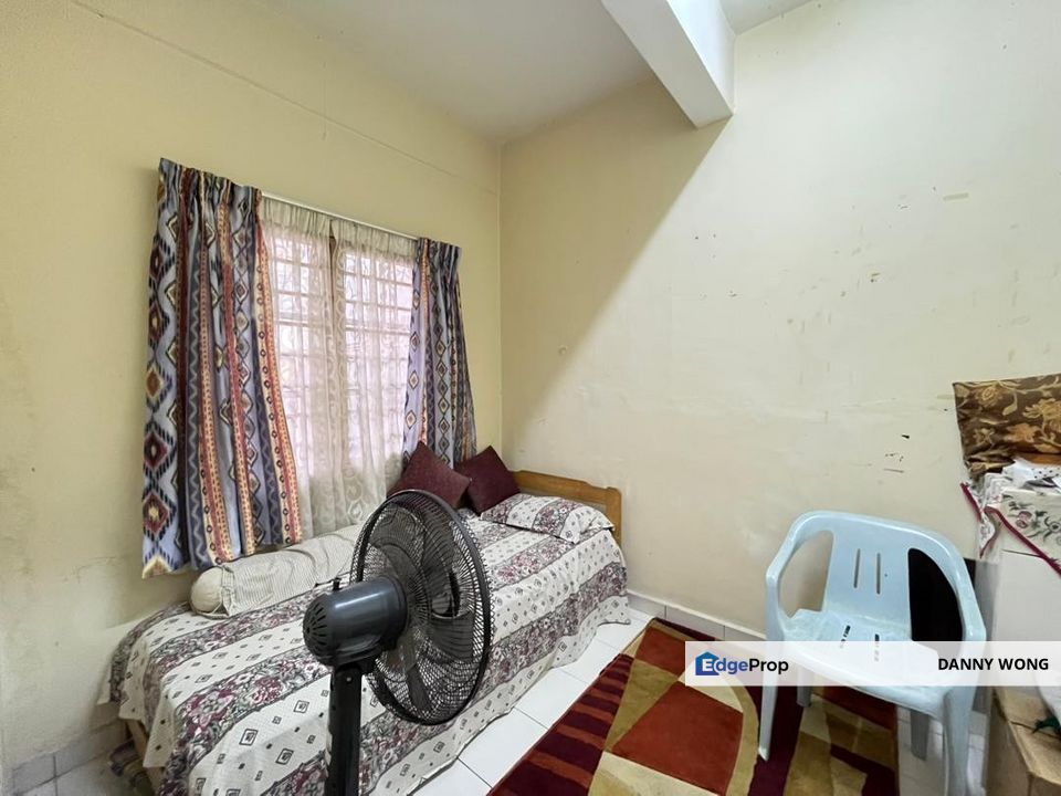 Jalan Pekaka Seksyen 8 Kota Damansara , Selangor, Kota Damansara