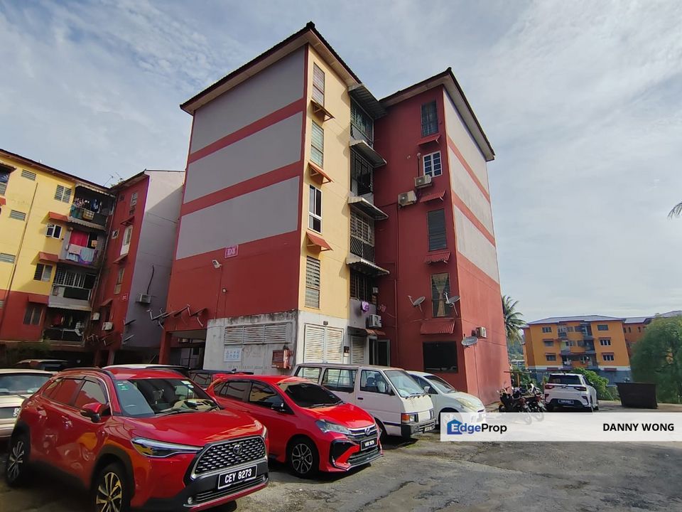 Nuri Apartment Taman Bukit Idaman Selayang, Selangor, Gombak