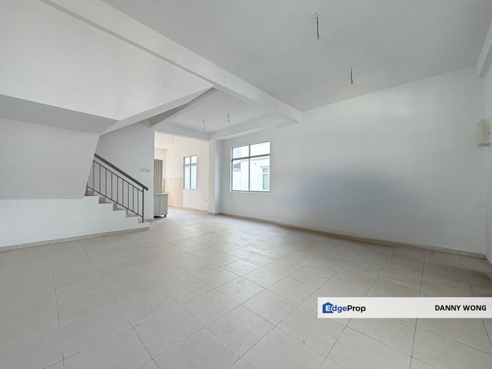 2.5 Storey End Lot  Scientex Kundang Jaya Rawang, Selangor, Petaling Jaya