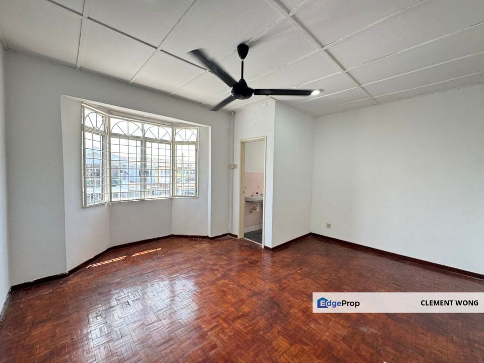 Double storey Bukit Sentosa BS3 jalan anggerik 4d Bukit Beruntung Rawang, Selangor, Rawang