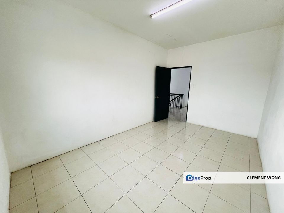 Taman Scientex Rawang 2 storey house , Selangor, Rawang