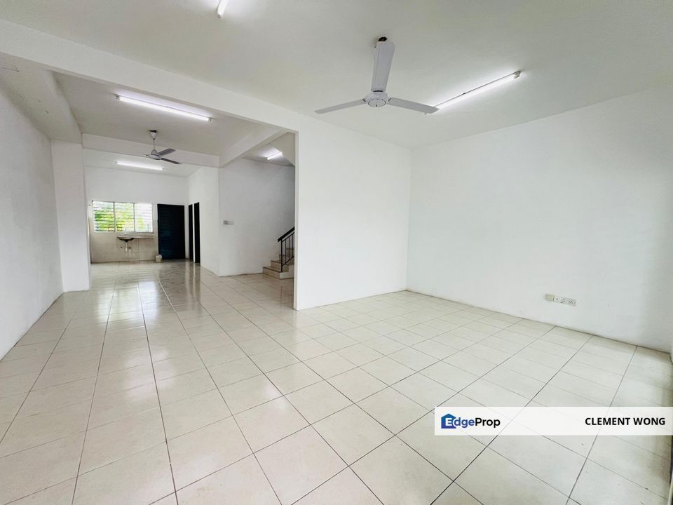 Taman Scientex Rawang 2 storey house , Selangor, Rawang