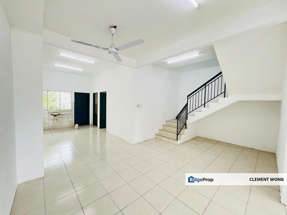 Taman Scientex Rawang 2 storey house , Selangor, Rawang