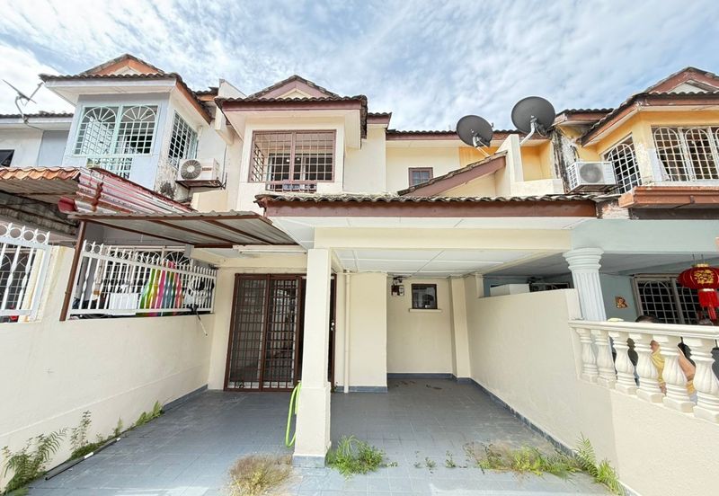 Seksyen 4, Bandar Country Homes