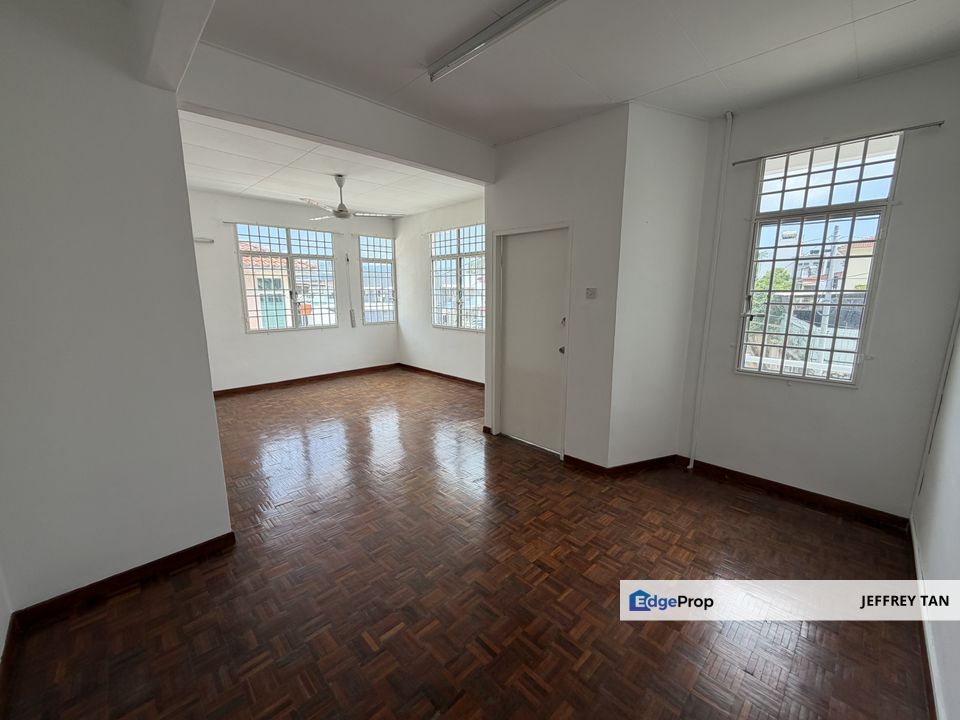 A Booming Penang Silicon Island ongoing Project nearby SEMI-Detached undervalued House for Sale, Penang, Batu Maung