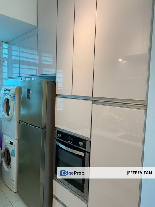 "Best Value High-End Condo in Tanjung Tokong – Freehold & Minutes to Gurney Drive", Penang, Tanjung Tokong