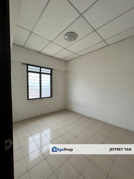 Stop Renting, Start Owning! Affordable Freehold Apartment in Strategic Relau Location., Penang, Relau