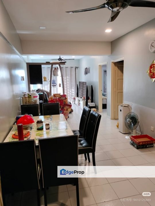 IXORA APARTMENT MOVE IN CONDITION, HILLTOP APARTMENT, KLCC AND POOL VIEW, Kuala Lumpur, Kepong