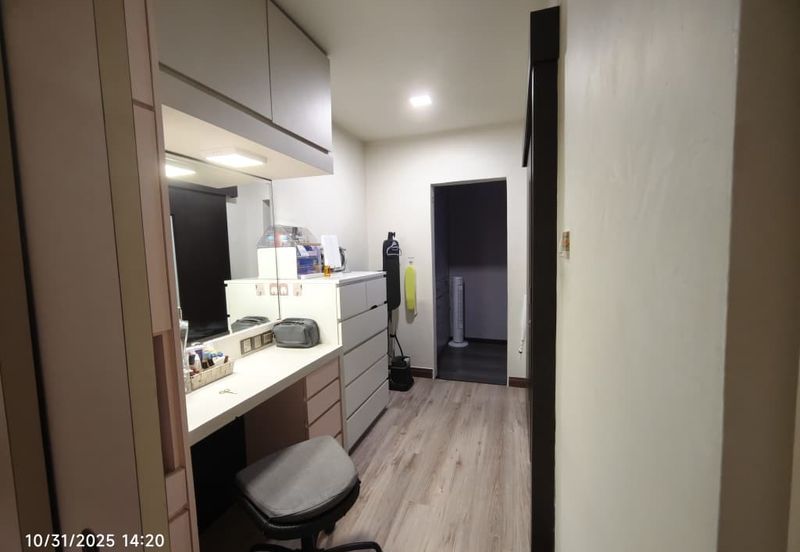 Cahaya SPK, Seksyen U9