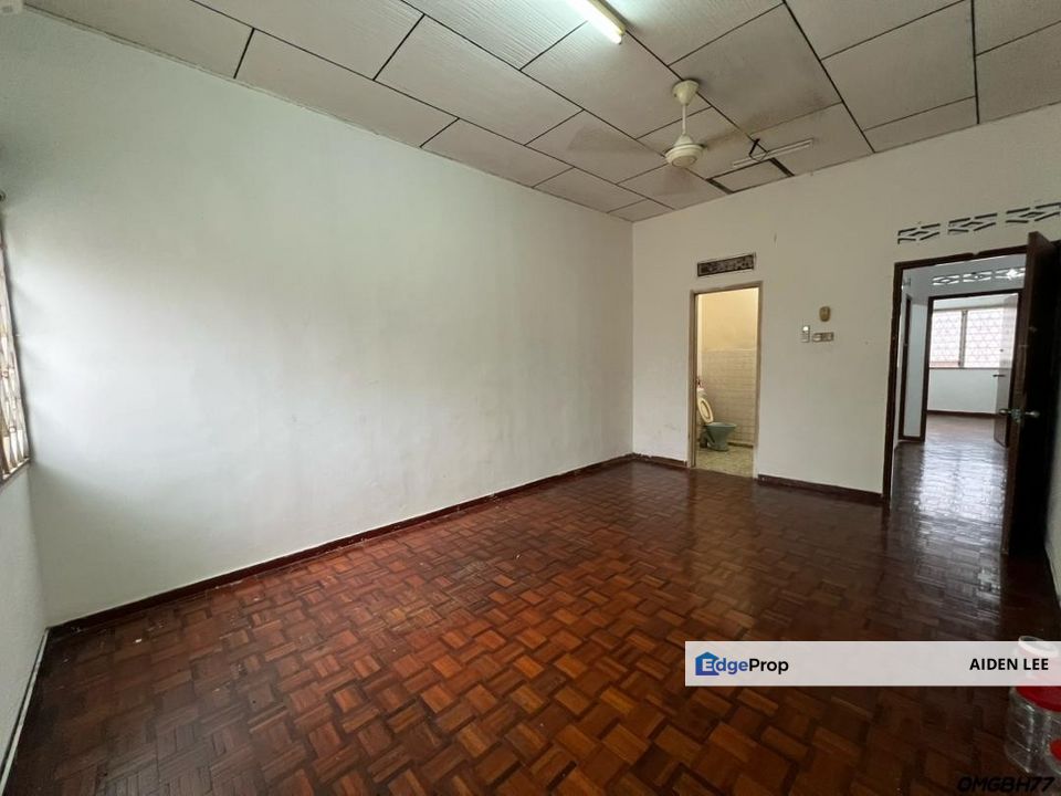 Taman Tepi Sungai Klang 2 Storey Superlink House For Sale, Selangor, Klang