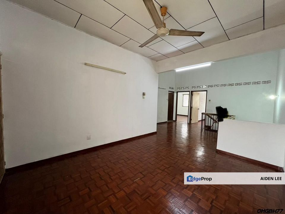 Taman Tepi Sungai Klang 2 Storey Superlink House For Sale, Selangor, Klang