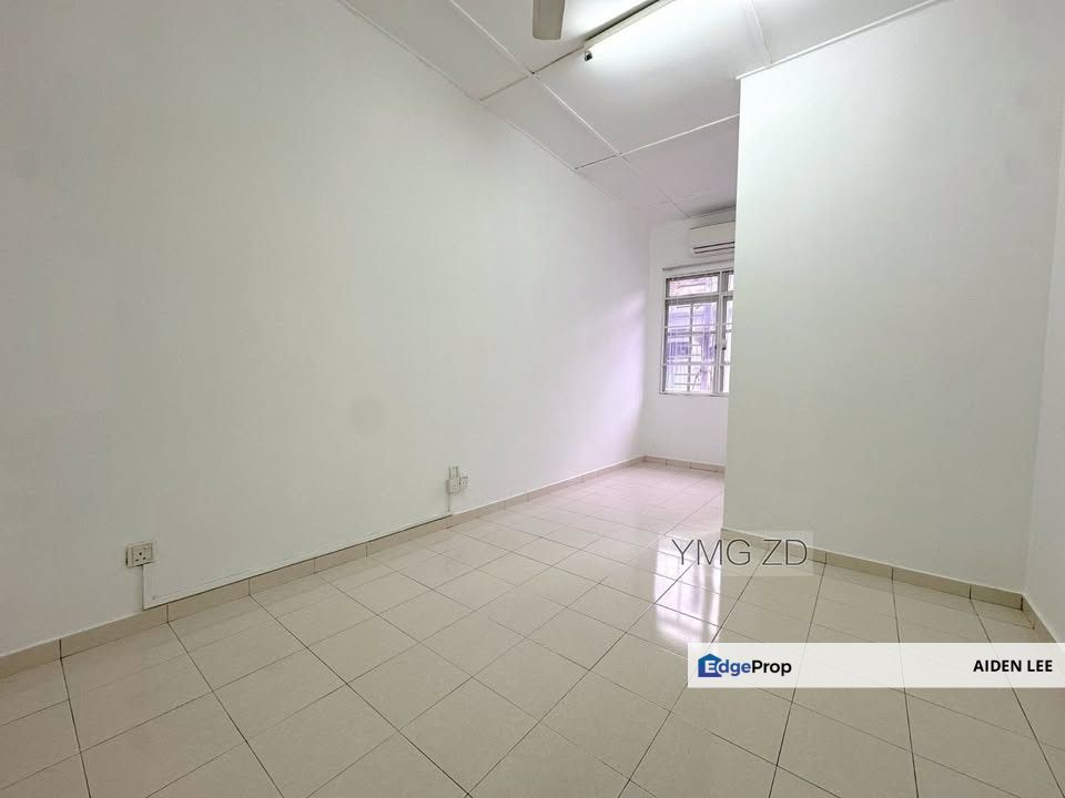 Bandar Bukit Tinggi 2 Vanessa Home 2 Storey House For Sale, Selangor, Klang