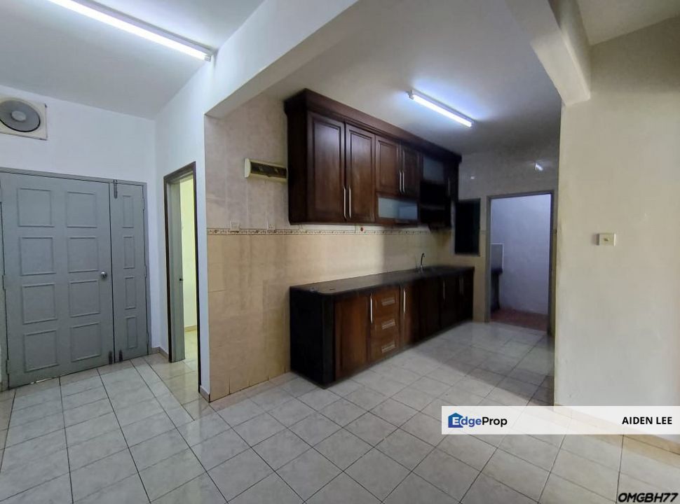 Bayu Perdana Klang Bayu Villa Apartment Ground Floor For Sale, Selangor, Klang