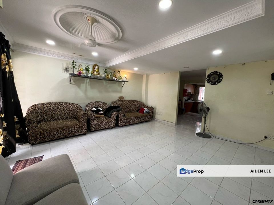 Puchong Jalan Dahlia Double Storey House For Sale, Selangor, Puchong