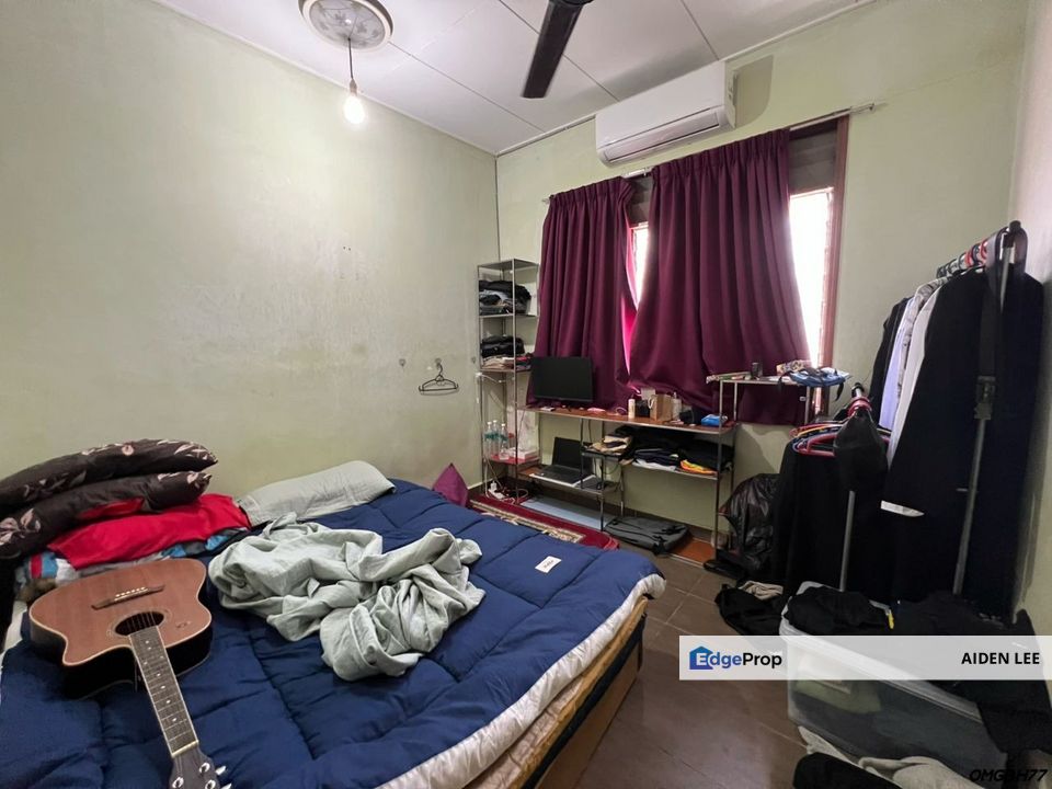 Puchong Jalan Dahlia Double Storey House For Sale, Selangor, Puchong