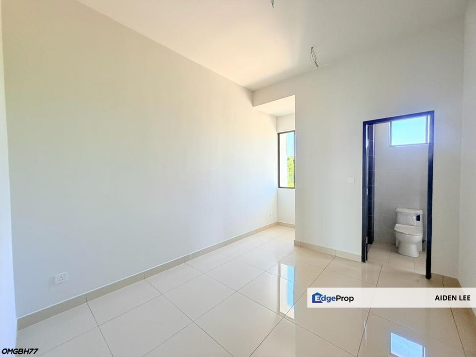 Tepi Sungai Double Storey Semi-D House For Sale, Selangor, Klang