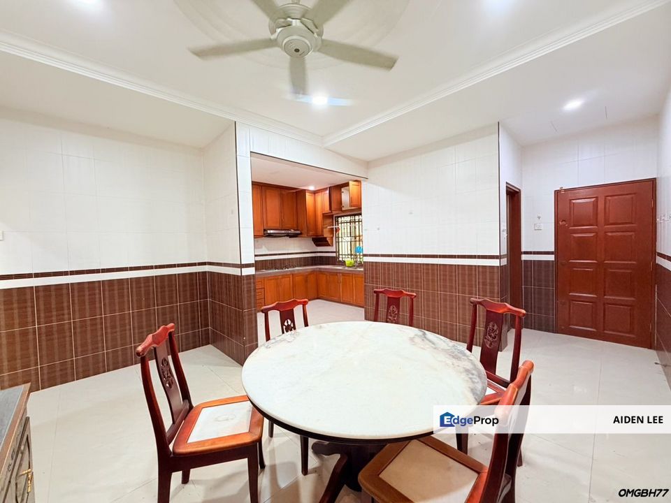 Pekan Kapar Klang 2 Storey Semi-D House For Sale, Selangor, Kapar 