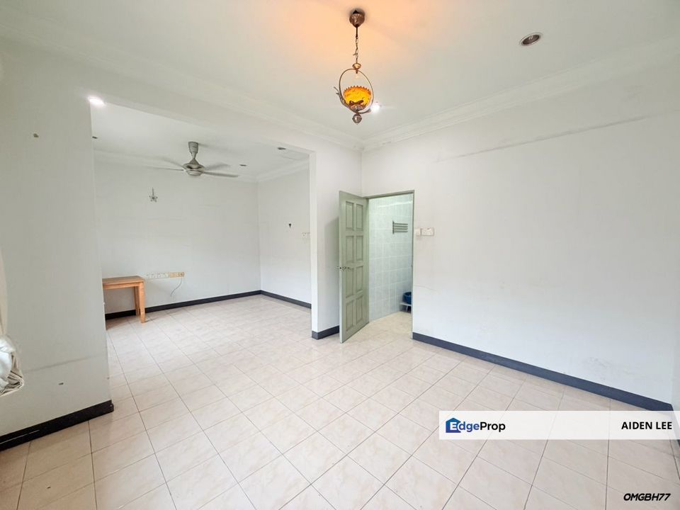 Pekan Kapar Klang 2 Storey Adjoining House For Sale, Selangor, Kapar 
