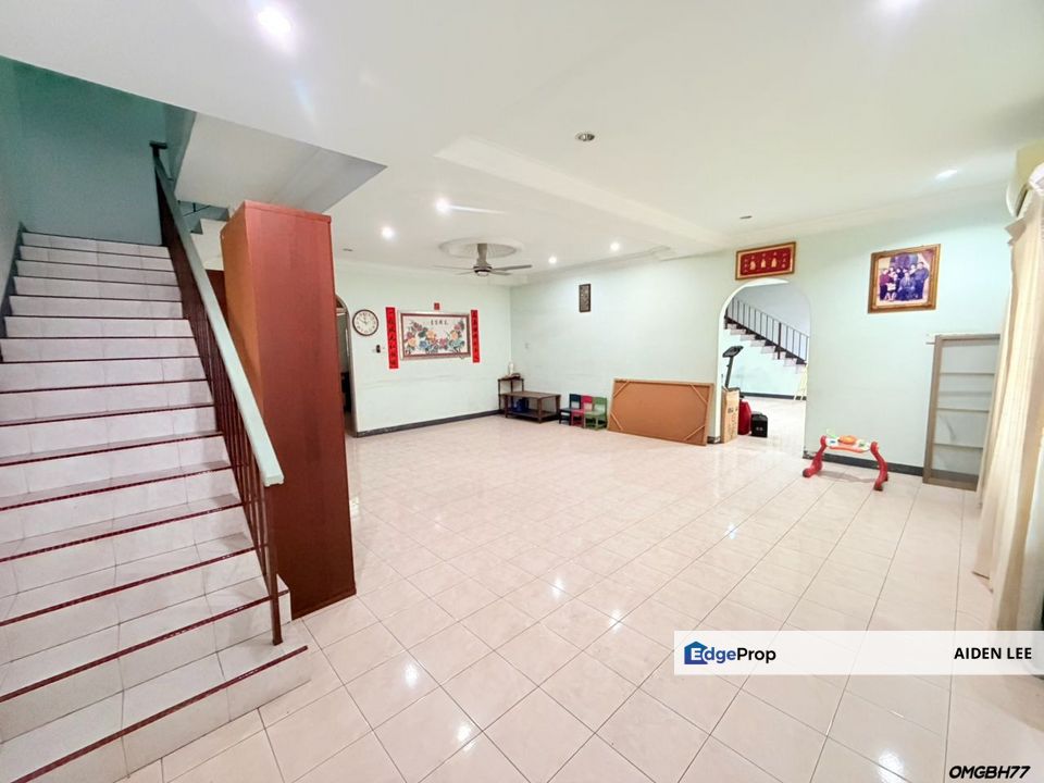 Pekan Kapar Klang 2 Storey Adjoining House For Sale, Selangor, Kapar 