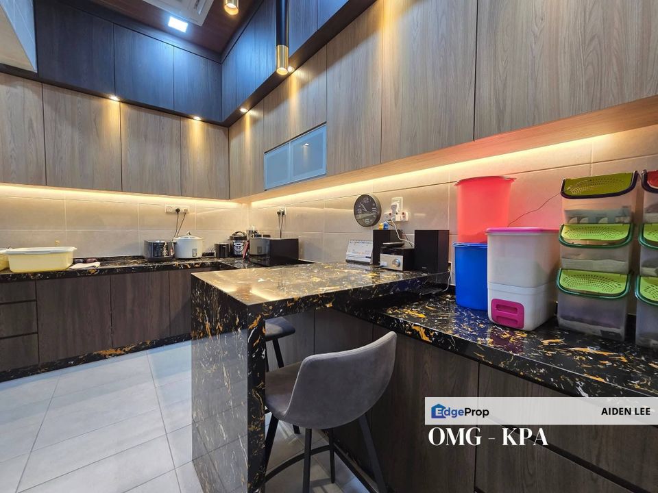 Bandar Bestari Canary Garden 2 Storey Semi-D Fully Renovated For Sale, Selangor, Klang