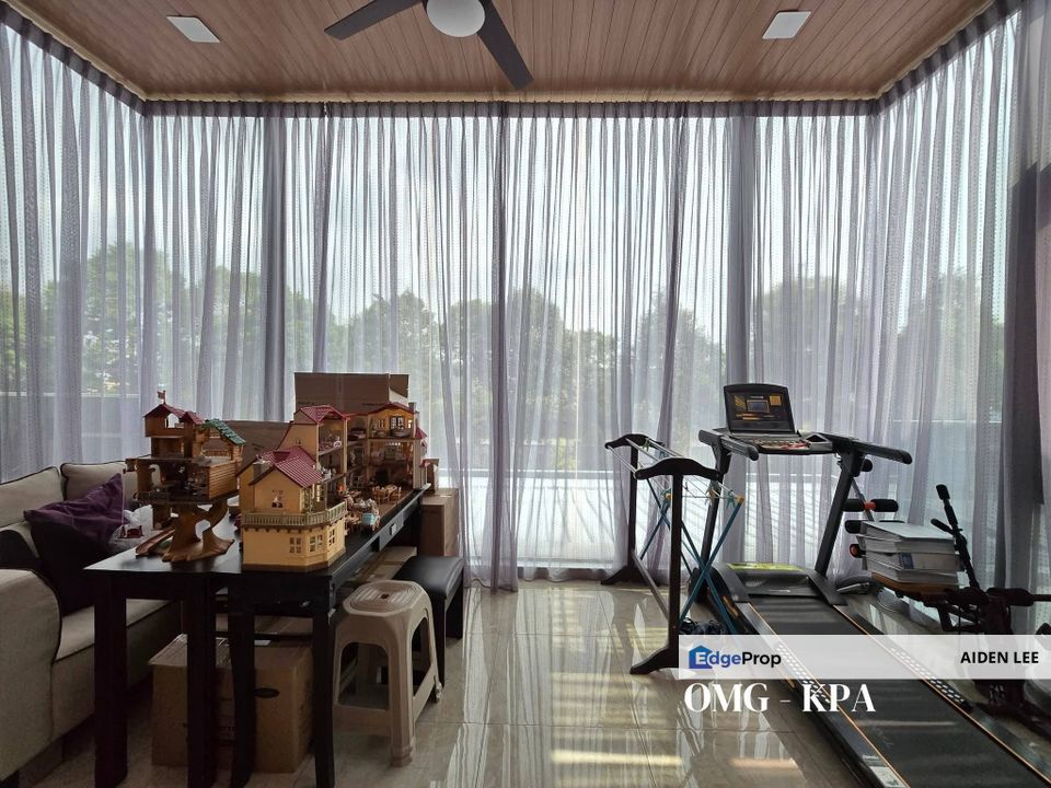 Bandar Bestari Canary Garden 2 Storey Semi-D Fully Renovated For Sale, Selangor, Klang