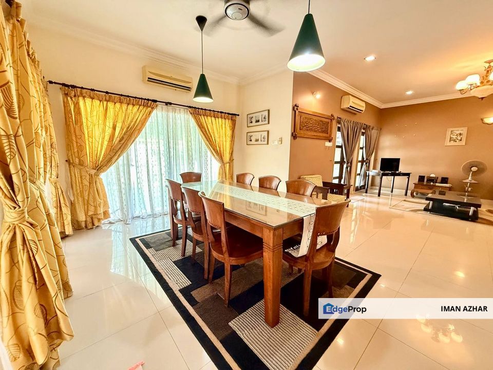 RENOVATED SPACIOUS 2 Storey Semi-D @ D’Cempaka Seksyen 9 Bandar Baru Bangi FOR SALE!, Selangor, Bangi