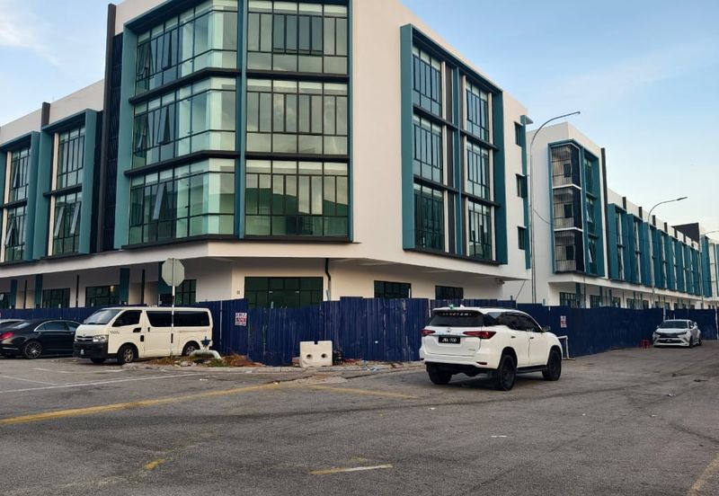 BANDAR BARU PERMAS JAYA