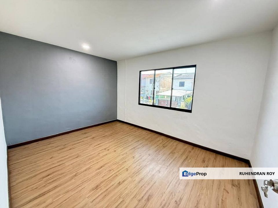 End Lot House Taman Nora, Ulu Tiram, Johor, Ulu Tiram