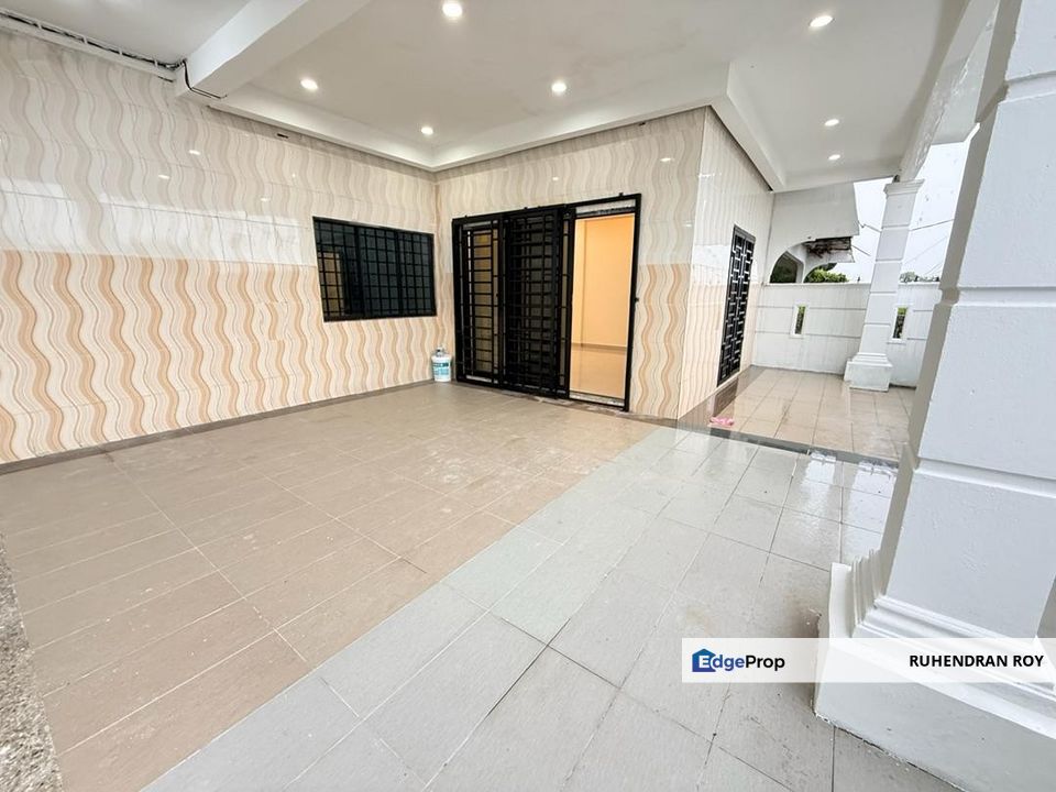 Single Storey Semi-D Taman Nesa, Skudai Fully Renovated, Johor, Skudai