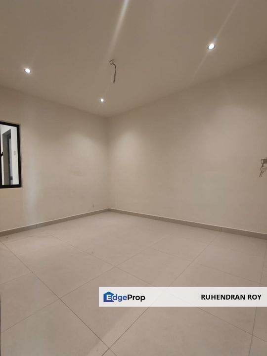 Single Storey Low Cost Fully Renovated Taman Dahlia, Tampoi, Johor Bahru, Johor, Tampoi