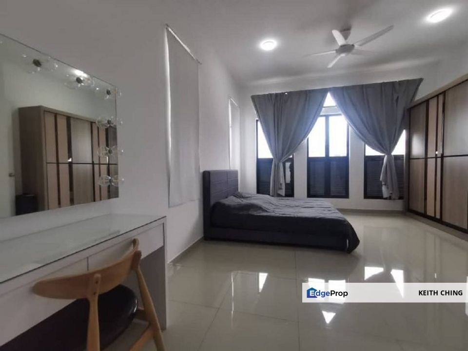 Eco Tropics Greensgate Kota Masai Good Condition End Lot , Johor, Pasir Gudang