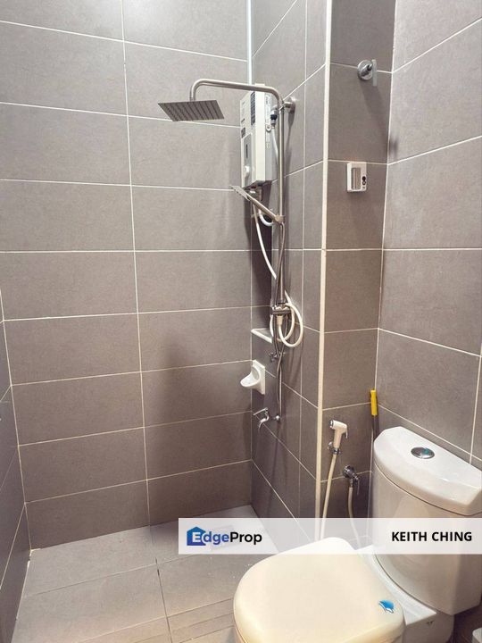 Bandar Cemerlang 3 Storey Cluster House Fully Extended Good Condition, Johor, Ulu Tiram