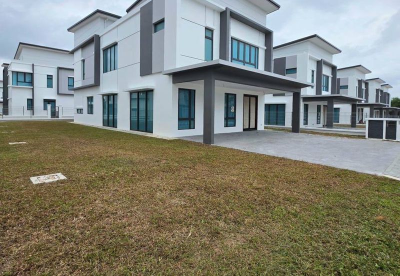 Sunway Lenang Heights (Phase 1)