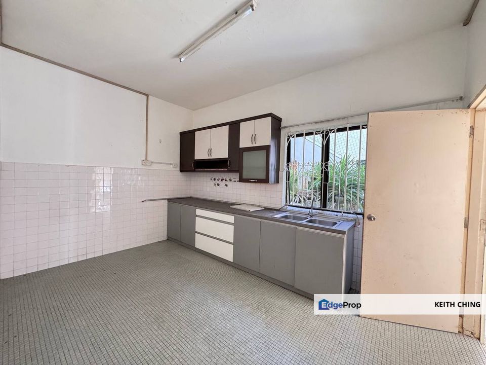 Jalan Kemuncak 8 , Taman Nong Chik, Johor, Johor Bahru