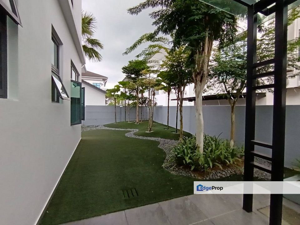 Taman Setia Tropika 2 Storey Bungalow Huose, Johor, Setia Tropika
