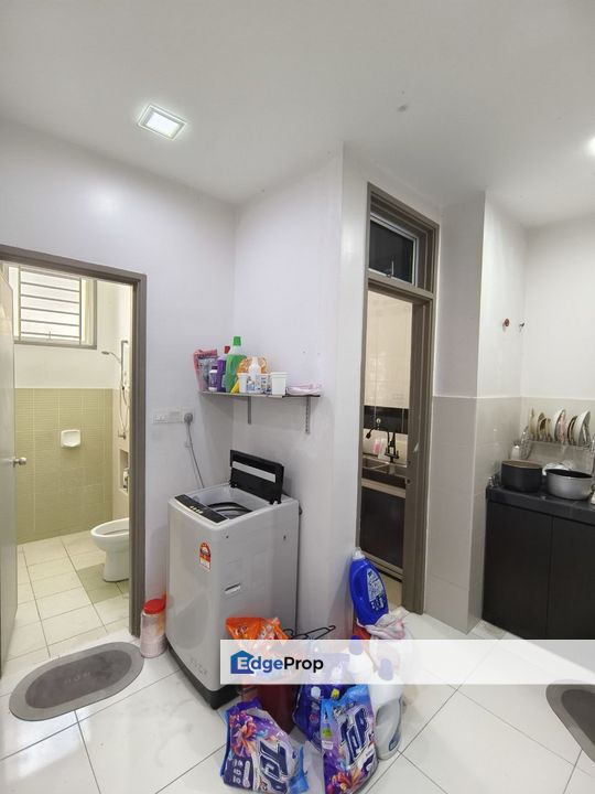 Zone 7 Taman Bukit indah 2 Storey Terrace, Johor, Batu Pahat