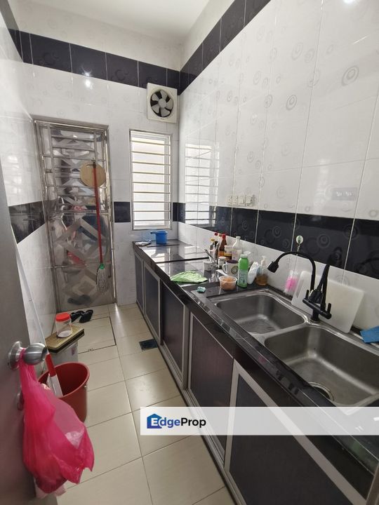 Zone 7 Taman Bukit indah 2 Storey Terrace, Johor, Batu Pahat