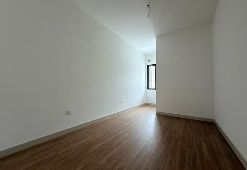 Elmina Green Three @ City of Elmina