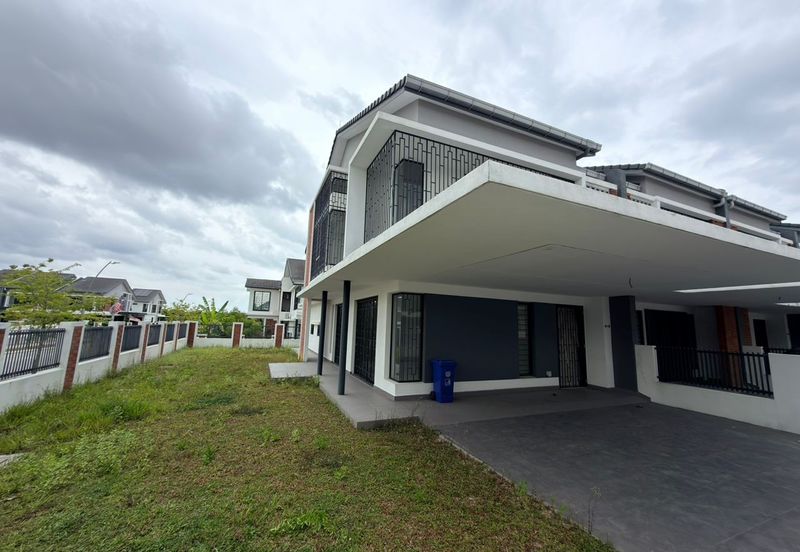 Elmina Green Three @ City of Elmina