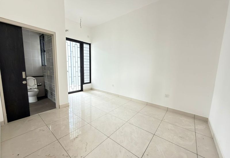 Elmina Green Three @ City of Elmina