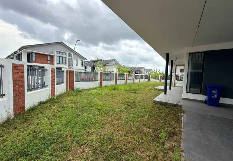 Elmina Green Three @ City of Elmina