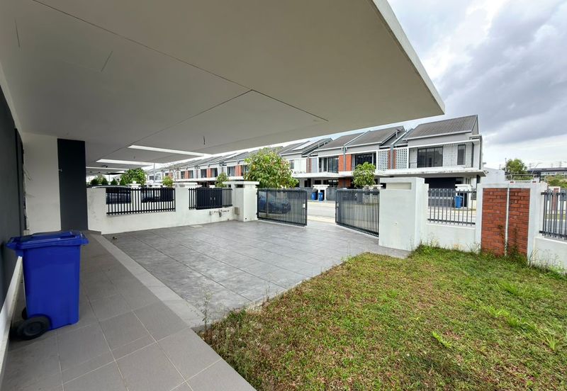 Elmina Green Three @ City of Elmina