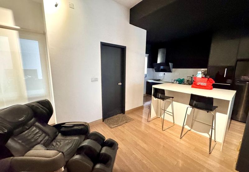 Garland, Kota Emerald, Rawang